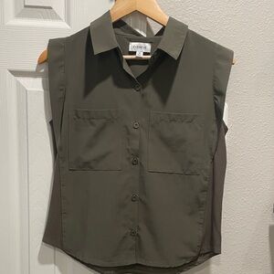 Evereve Women's Dark Olive Button Down Shirt Size XS